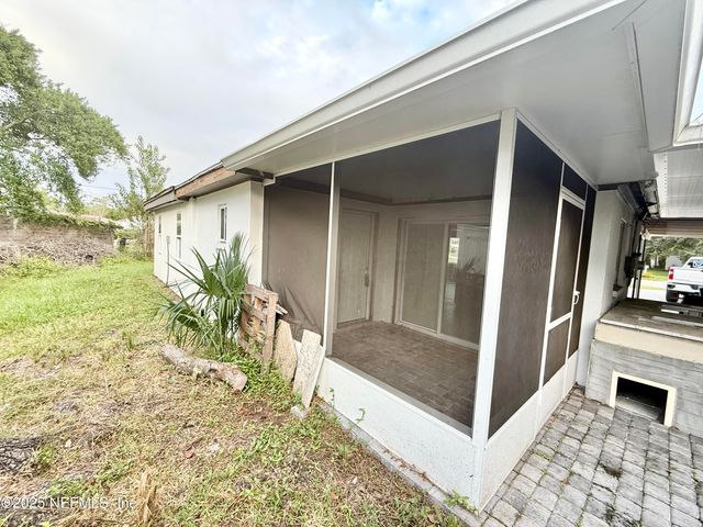 185 LESTER Drive, Orange Park, FL 32073