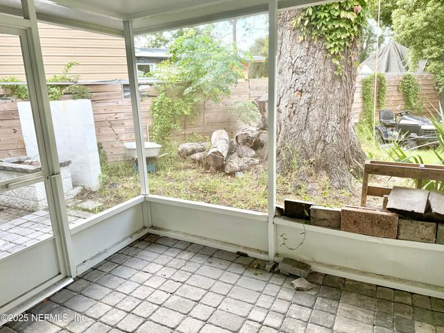 185 LESTER Drive, Orange Park, FL 32073