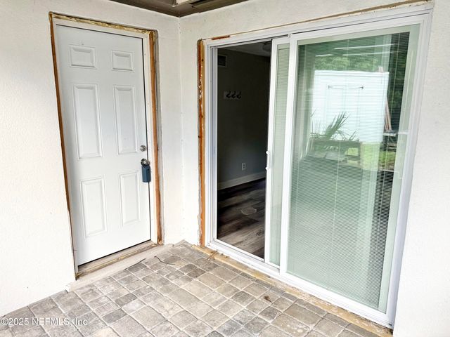 185 LESTER Drive, Orange Park, FL 32073