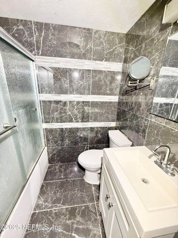 185 LESTER Drive, Orange Park, FL 32073