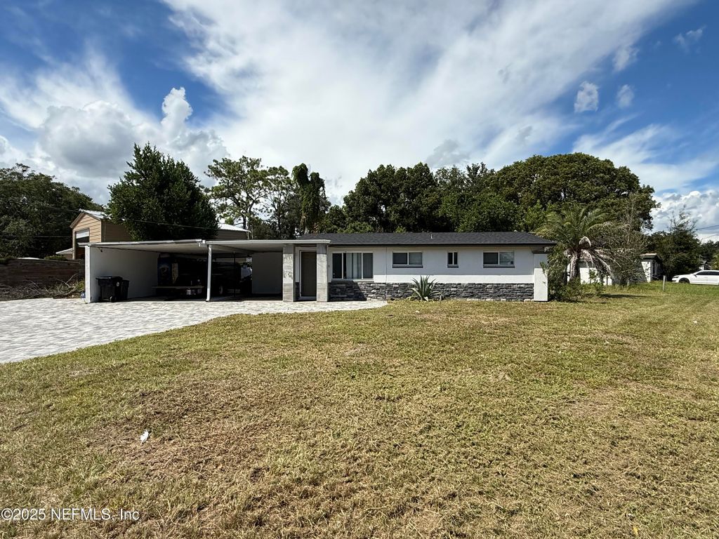 185 LESTER Drive, Orange Park, FL 32073