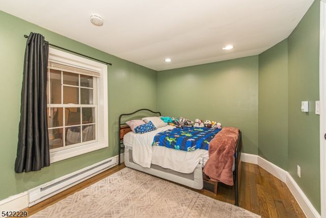 5 Bear Pond Trl, Hopatcong Boro, NJ 07821