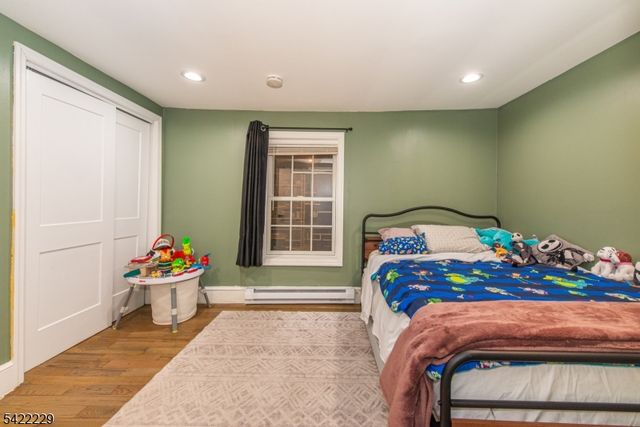 5 Bear Pond Trl, Hopatcong Boro, NJ 07821