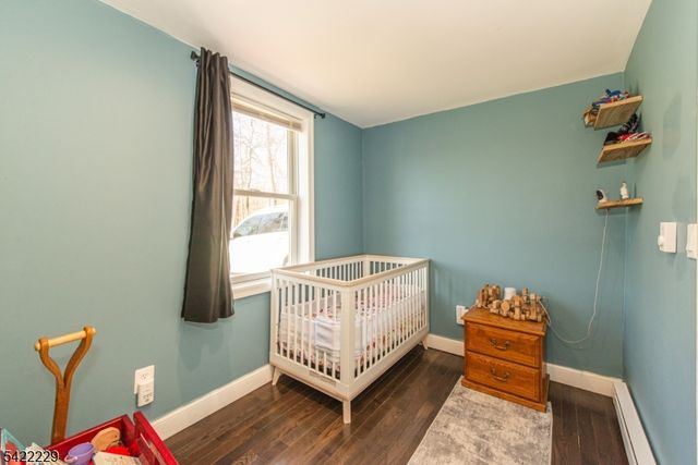 5 Bear Pond Trl, Hopatcong Boro, NJ 07821