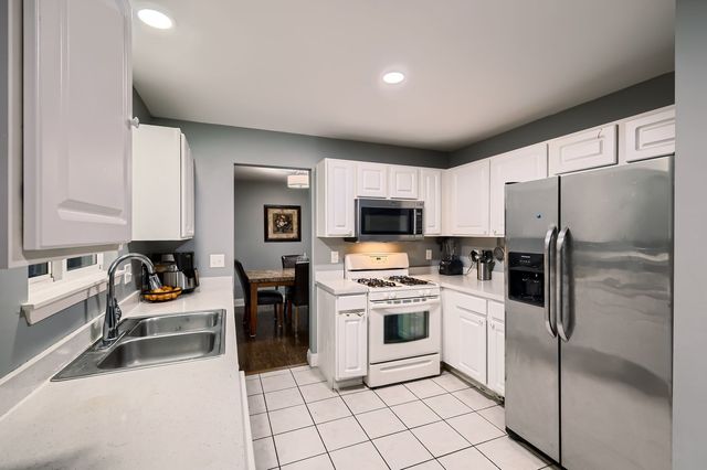 470 Susan Street, Romeoville, IL 60446