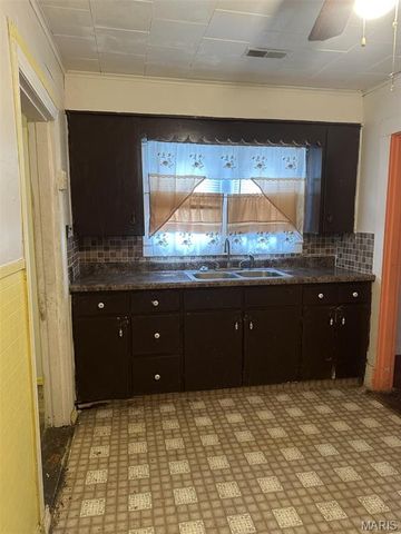 308 Lewis Street, Park Hills, MO 63601
