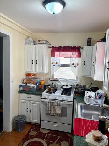 9716 127th Street, Richmond Hill S., NY 11419
