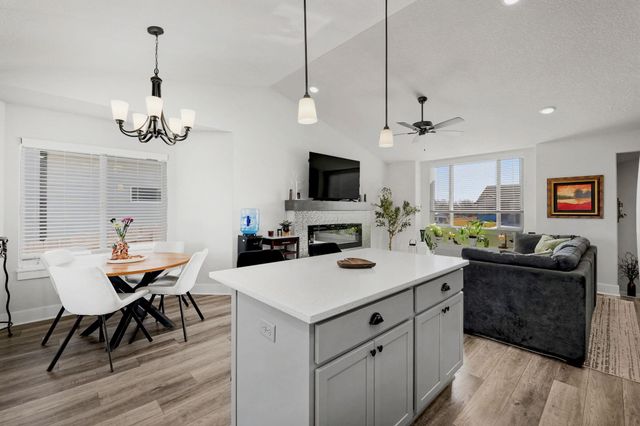 142 E Poplar Cir, Goddard, KS 67052