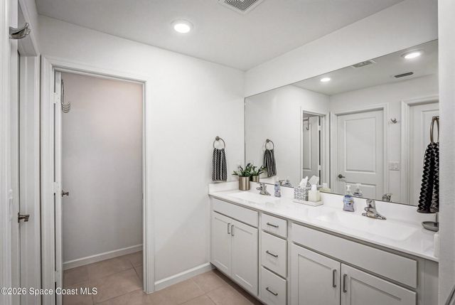 1995 Diablo Circle SW, Palm Bay, FL 32908