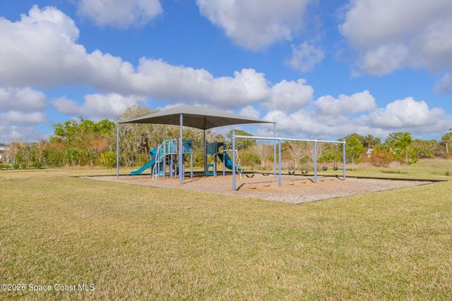 1995 Diablo Circle SW, Palm Bay, FL 32908