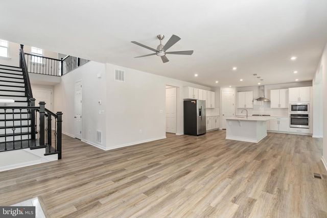54 BOXELDER DR, Stafford, VA 22554
