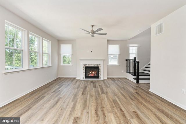 54 BOXELDER DR, Stafford, VA 22554