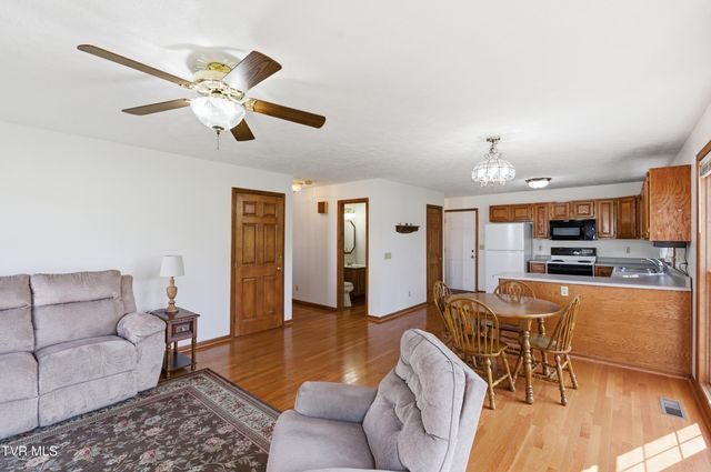 249 Mosswood Lane, Bristol, VA 24201