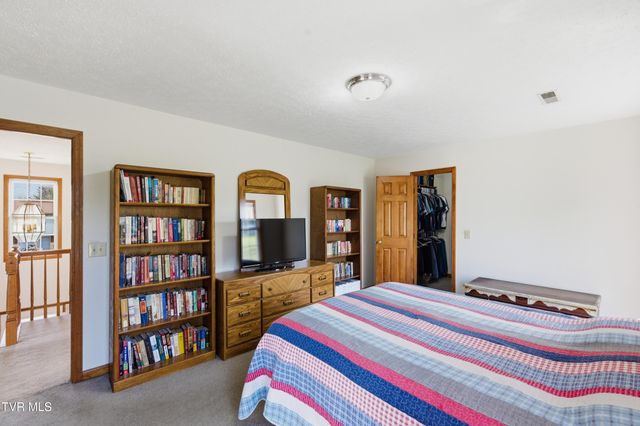 249 Mosswood Lane, Bristol, VA 24201