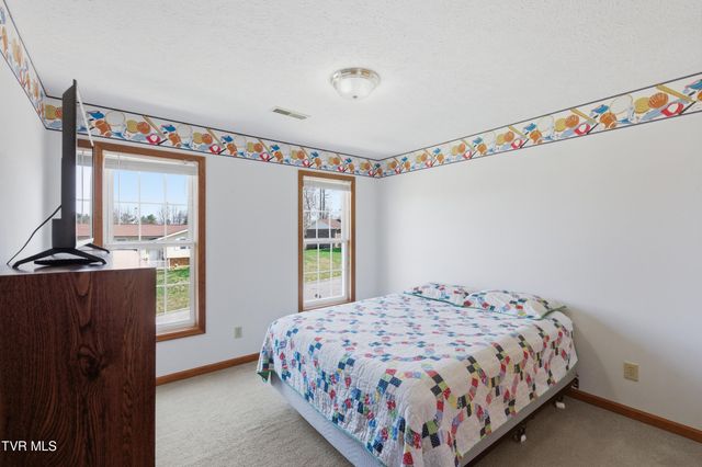 249 Mosswood Lane, Bristol, VA 24201