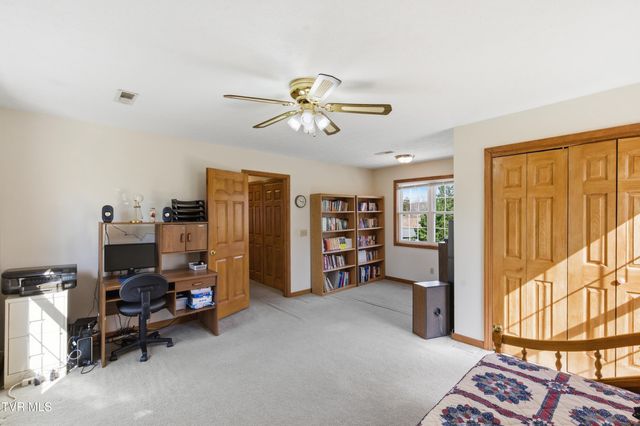 249 Mosswood Lane, Bristol, VA 24201