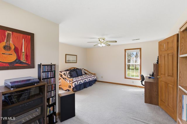 249 Mosswood Lane, Bristol, VA 24201