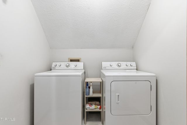 249 Mosswood Lane, Bristol, VA 24201