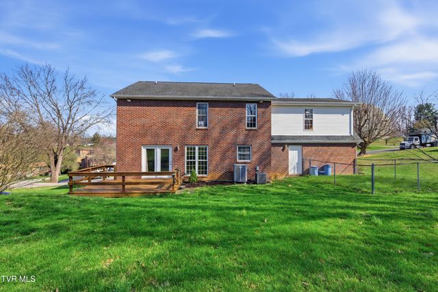 249 Mosswood Lane, Bristol, VA 24201