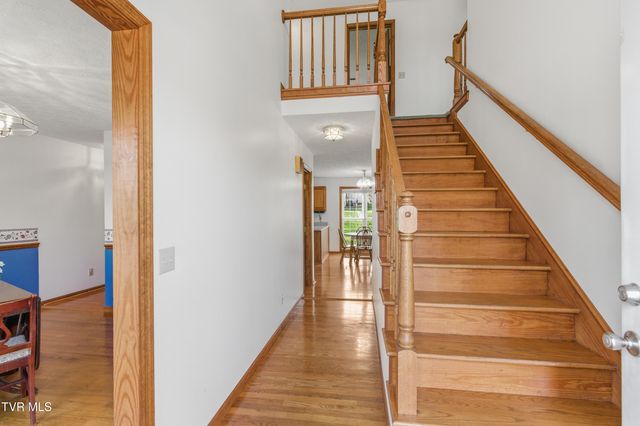 249 Mosswood Lane, Bristol, VA 24201