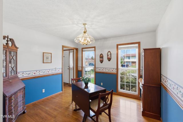 249 Mosswood Lane, Bristol, VA 24201