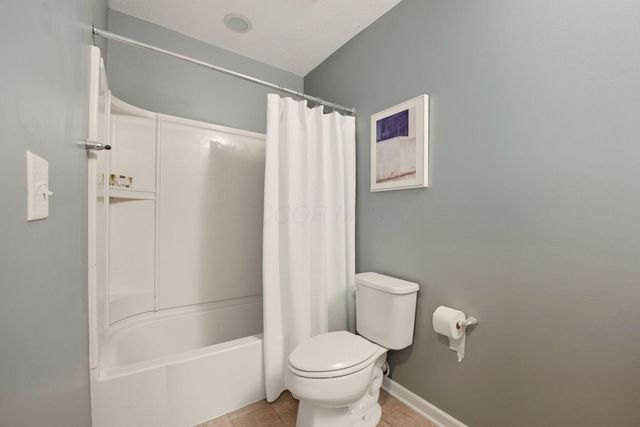 173 Old Colony Drive, Delaware, OH 43015