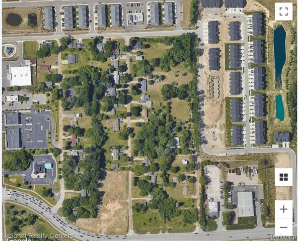 4900 Estes Drive, Lake Orion, MI 48359