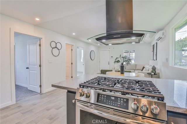 -930 N Eastman, Los Angeles, CA 90063