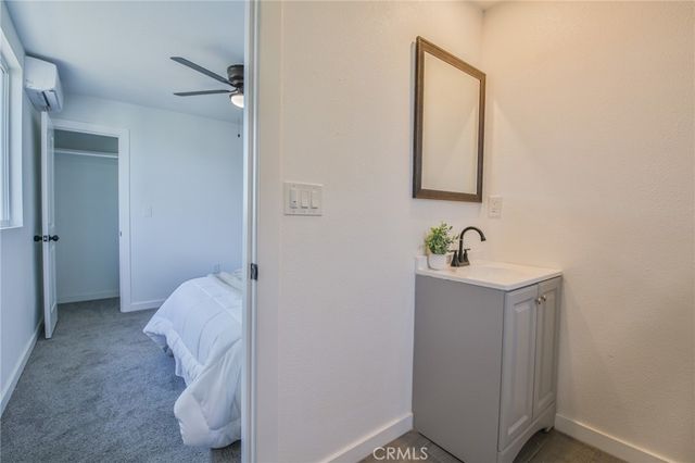 -930 N Eastman, Los Angeles, CA 90063