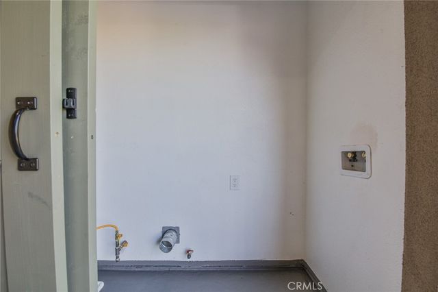 -930 N Eastman, Los Angeles, CA 90063