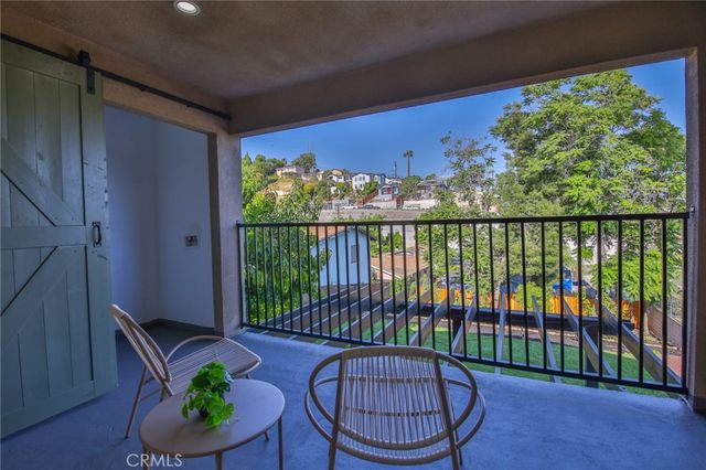 -930 N Eastman, Los Angeles, CA 90063