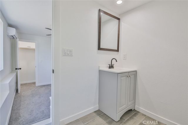 -930 N Eastman, Los Angeles, CA 90063