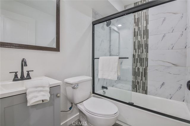 -930 N Eastman, Los Angeles, CA 90063