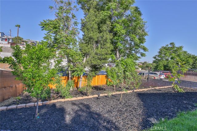 -930 N Eastman, Los Angeles, CA 90063