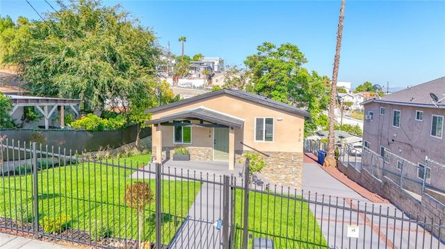 -930 N Eastman, Los Angeles, CA 90063