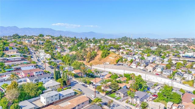 -930 N Eastman, Los Angeles, CA 90063