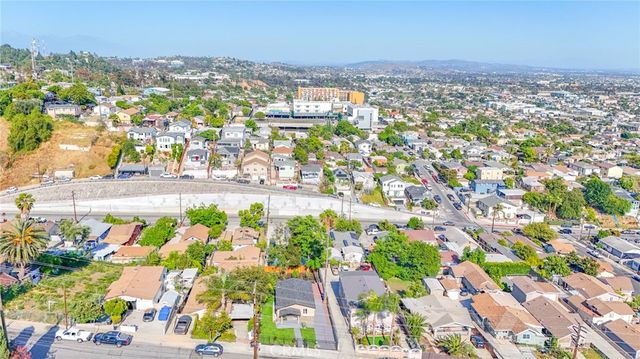 -930 N Eastman, Los Angeles, CA 90063
