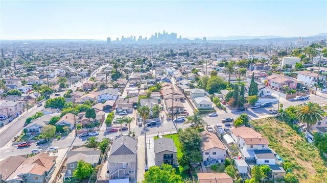 -930 N Eastman, Los Angeles, CA 90063