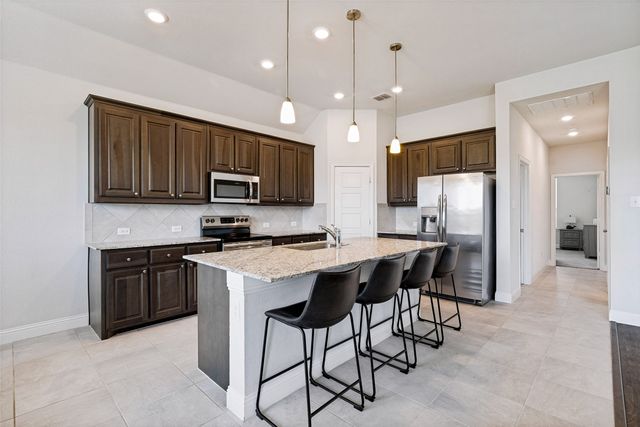 1404 Lakeview Drive, Pelican Bay, TX 76020