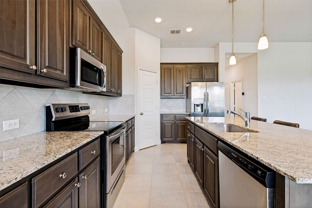 1404 Lakeview Drive, Pelican Bay, TX 76020