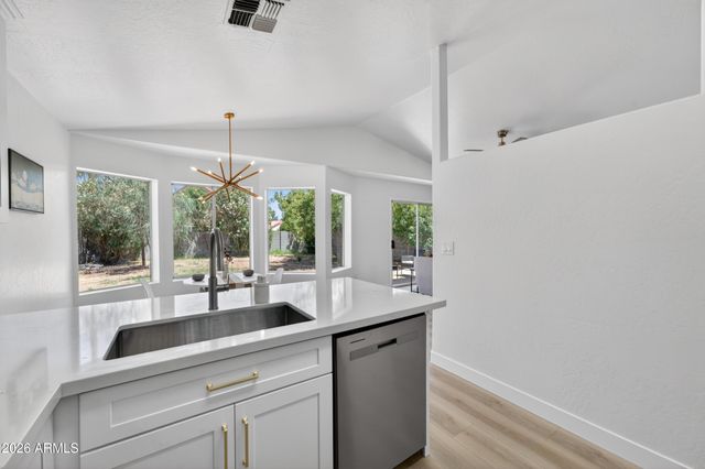 1422 E MINERAL Road, Gilbert, AZ 85234
