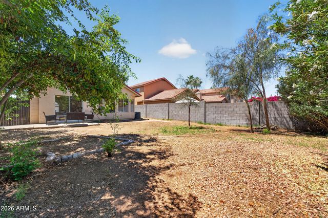1422 E MINERAL Road, Gilbert, AZ 85234
