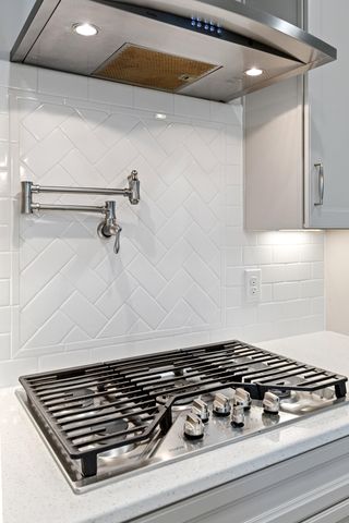 242 Saxony Loop, Summerville, SC 29486