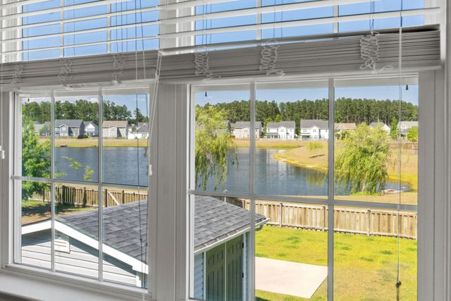 242 Saxony Loop, Summerville, SC 29486