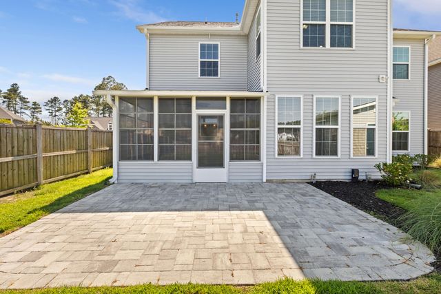 242 Saxony Loop, Summerville, SC 29486