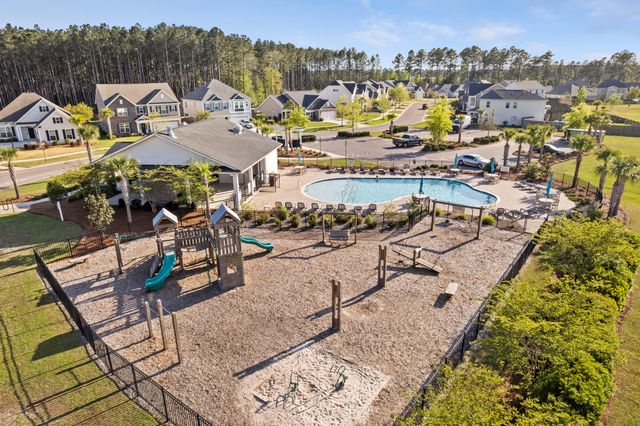 242 Saxony Loop, Summerville, SC 29486