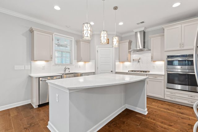 242 Saxony Loop, Summerville, SC 29486