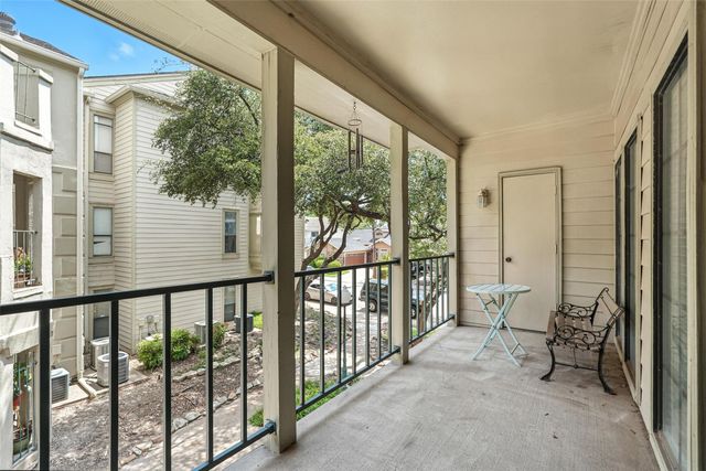 3105 San Jacinto Street 205, Dallas, TX 75204