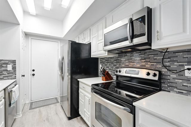 3105 San Jacinto Street 205, Dallas, TX 75204