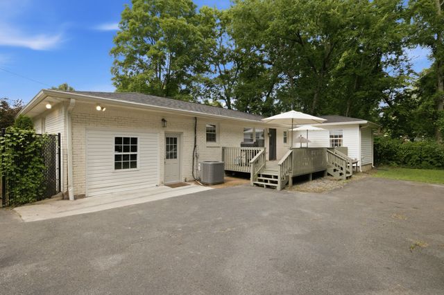 419 Figuers Dr, Franklin, TN 37064